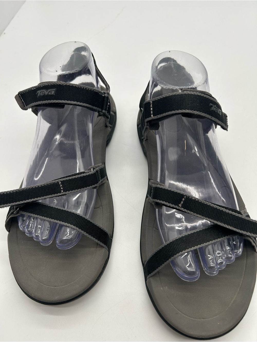 Teva Women’s  Terra Black Strappy Sport Sandals size 9